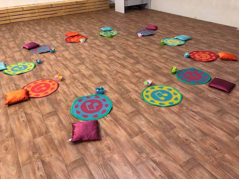 Making Rainbows - Music Classes Brisbane - Space for kids